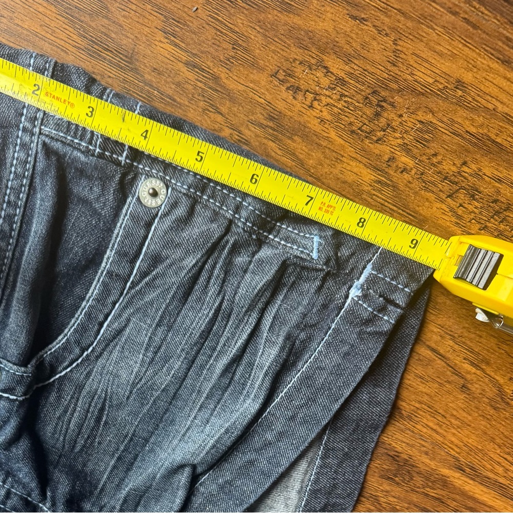 Guess Women's Black Denim Shorts with Pocket Embroidery - Picture 4 of 4